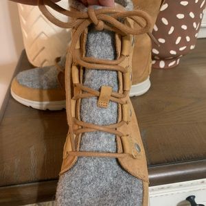 Sorel explorer Joan felt boot
